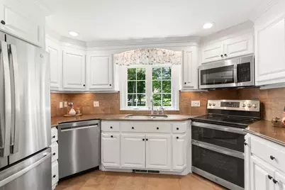 22 Timber Ln, Topsfield, MA 01983 - Photo 8