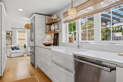 174 Water St, Newburyport, MA 01950 - Photo 8