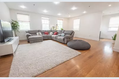 9 Montague Street #C, Cambridge, MA 02139 - Photo 4
