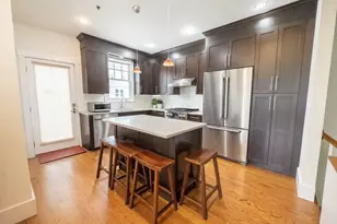 9 Montague St, Cambridge, MA 02139 - Photo 2