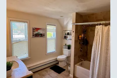 408 W Britannia St, Taunton, MA 02780 - Photo 6
