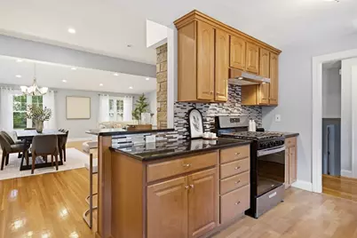 31 Harrow Rd, Norwood, MA 02062 - Photo 10