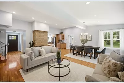 31 Harrow Rd, Norwood, MA 02062 - Photo 2