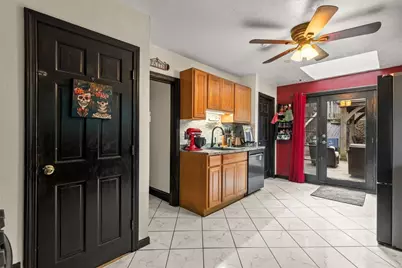 21 Fells Ave, Medford, MA 02155 - Photo 6
