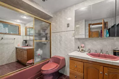 21 Fells Ave, Medford, MA 02155 - Photo 14