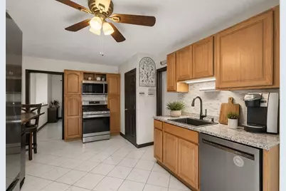 21 Fells Ave, Medford, MA 02155 - Photo 6