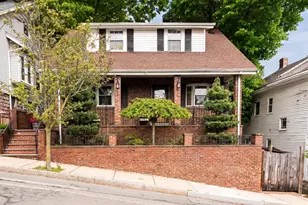 21 Fells Ave, Medford, MA 02155 - Photo 2