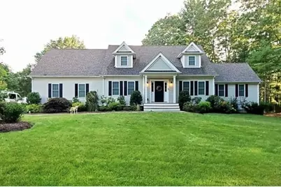831 Mayflower St, Duxbury, MA 02332 - Photo 1