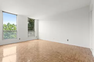 33 Pond Ave, Brookline, MA 02445 - Photo 14