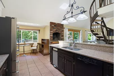 47 Old Village Rd, Sturbridge, MA 01566 - Photo 10