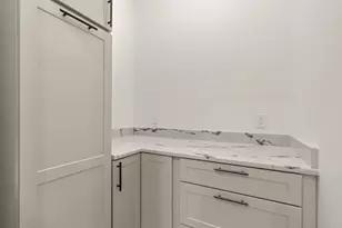 127 R Beach St, Sharon, MA 02067 - Photo 18