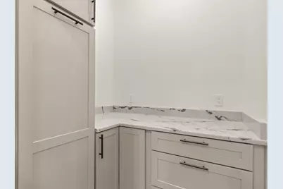 127R Beach Street, Sharon, MA 02067 - Photo 18