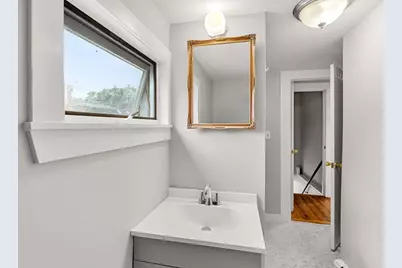 11 Pinkert St, Medford, MA 02155 - Photo 18