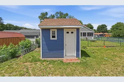 85 Barbara St, Chicopee, MA 01020 - Photo 6