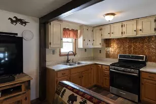 851 Wendell Rd, Warwick, MA 01378 - Photo 4