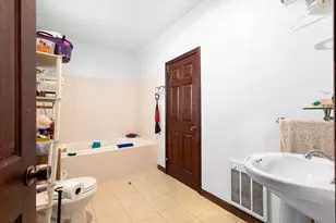 185 Spring St, Brockton, MA 02301 - Photo 12
