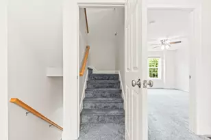 723 County St, Attleboro, MA 02703 - Photo 26