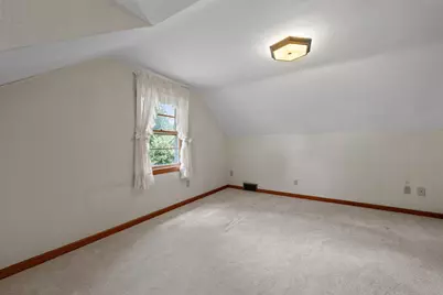 43 Rowena St, Worcester, MA 01606 - Photo 24