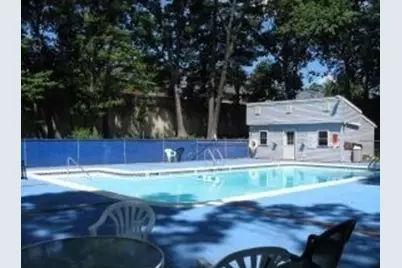 7 Louisburg Sq #9, Nashua, NH 03060 - Photo 10