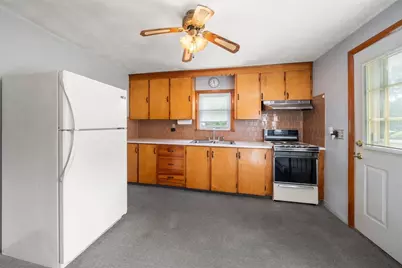 9 Mowry St, Raynham, MA 02767 - Photo 8