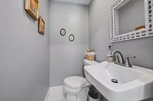 1822 Washington St, Braintree, MA 02184 - Photo 8