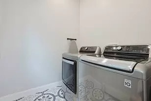 53 Fairbanks St, Boston, MA 02135 - Photo 6