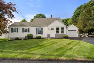 24 Wilbur St, Raynham, MA 02767 - Photo 2