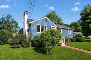 3 Rindone St, Holbrook, MA 02343 - Photo 2