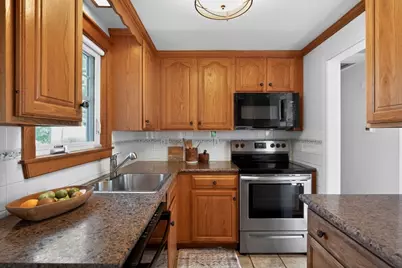 3 Rindone St, Holbrook, MA 02343 - Photo 10