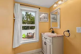 221 Winthrop St, Quincy, MA 02169 - Photo 14