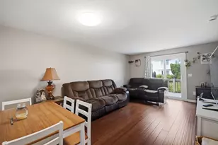 55 Empire St, Chicopee, MA 01013 - Photo 4