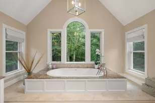 23 Longwood Dr, Hopkinton, MA 01748 - Photo 20