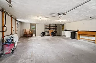 6 Norfolk, Leominster, MA 01453 - Photo 30