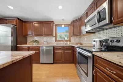 2 Dobbins Drive, Woburn, MA 01801 - Photo 6