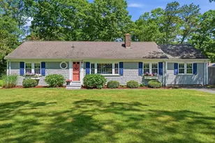 12 Walnut St, Yarmouth, MA 02675 - Photo 2