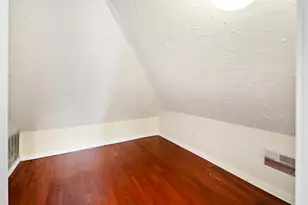 30 Early Ave, Medford, MA 02155 - Photo 18