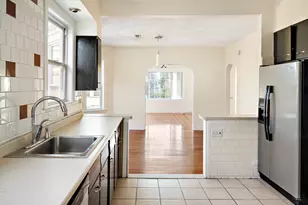 30 Early Ave, Medford, MA 02155 - Photo 4