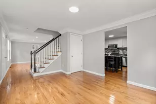 11 Arcadia Cir, Marlborough, MA 01752 - Photo 2