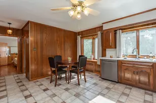 123 James St, Acushnet, MA 02743 - Photo 6