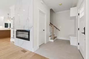 199 Lexington St, Watertown, MA 02472 - Photo 30