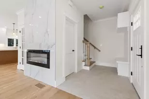 199 Lexington St, Watertown, MA 02472 - Photo 30