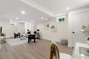 197 Lexington St, Watertown, MA 02472 - Photo 28
