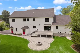 61 Lexington St, Burlington, MA 01803 - Photo 36