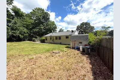 32 Crestmont, Springfield, MA 01108 - Photo 32