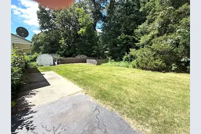 32 Crestmont, Springfield, MA 01108 - Photo 24