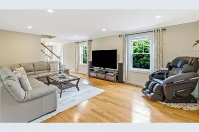 184 College Farm Rd, Waltham, MA 02451 - Photo 4