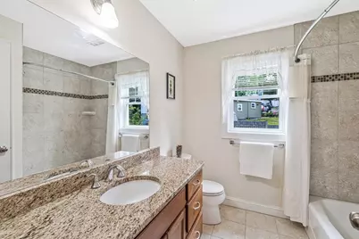 184 College Farm Rd, Waltham, MA 02451 - Photo 20