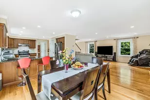 184 College Farm Rd, Waltham, MA 02451 - Photo 8
