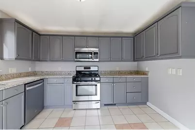 16 Elm St, Reading, MA 01867 - Photo 10