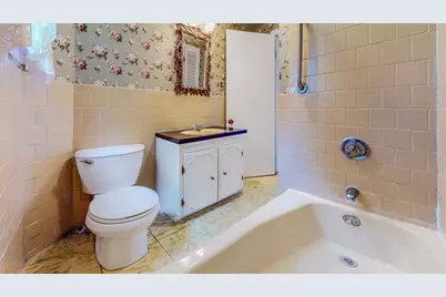 21 Grover St, Walpole, MA 02081 - Photo 10